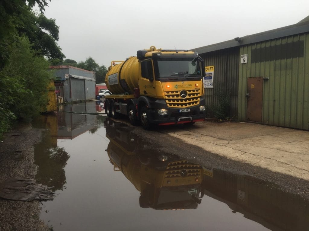 CountyClean Group - yellow tanker - flood - surface water - Glyndebourne - sussex