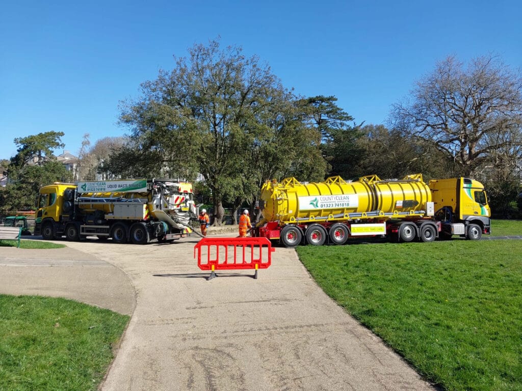 Wastewater being removed by CountyClean Artic and JetVac Tanker Wastewater being removed by CountyClean Artic and JetVac Tanker